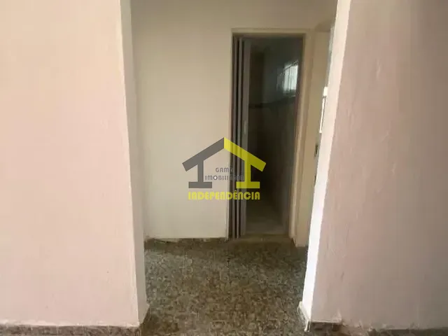 Casa com 267m² 2 quartos e 1 banheiro, à venda, no bairro Parque São Francisco em Itatiba