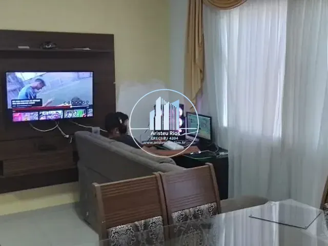 Casa com 200m² 2 quartos e 2 banheiros, à venda, no bairro Parque Real em Pouso Alegre