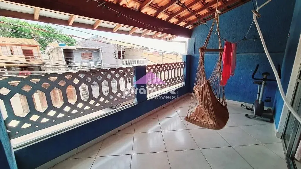 Casa, 3 quartos, 158 m² - Foto 2