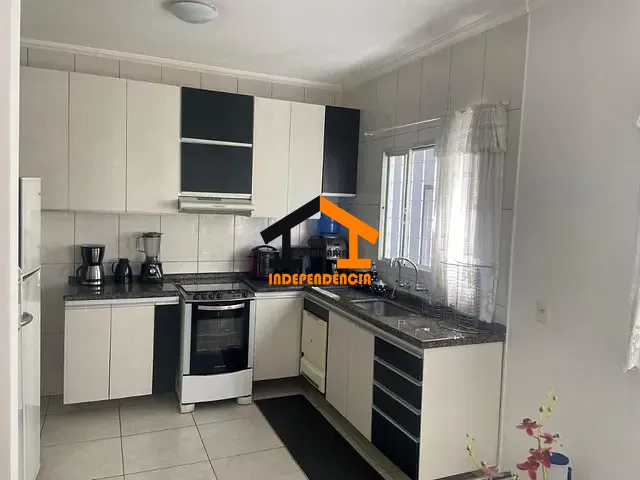 Casa com 142m² 3 quartos e 1 banheiro, à venda, no bairro Jardim Ipê em Itatiba