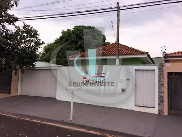 Casa com 250m² 3 quartos e 3 banheiros, à venda, no bairro JARDIM ROBERTO SELMI DEI em ARARAQUARA