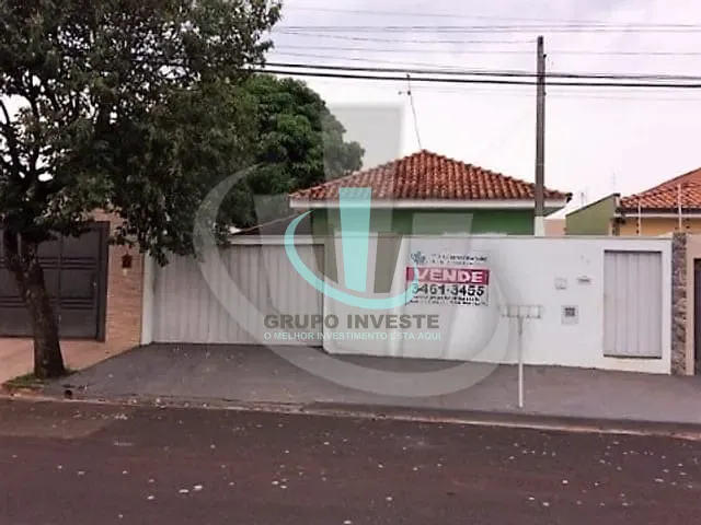 Casa com 250m² 3 quartos e 3 banheiros, à venda, no bairro JARDIM ROBERTO SELMI DEI em ARARAQUARA