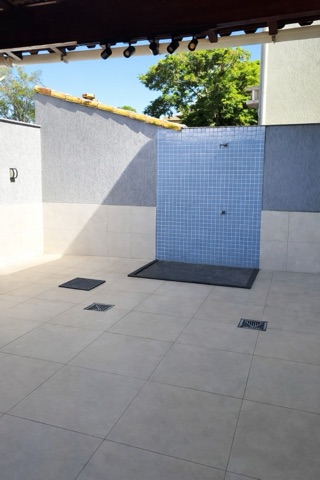 Casa 3 quartos e 3 banheiros, à venda, no bairro Granja dos Cavaleiros em Macaé