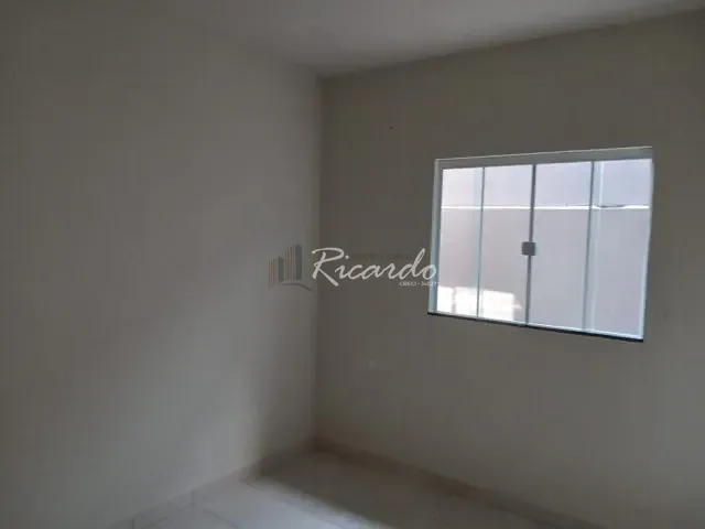 Casa com 121m² 2 quartos e 1 banheiro, à venda, no bairro Jardim Paraíso em Arapongas