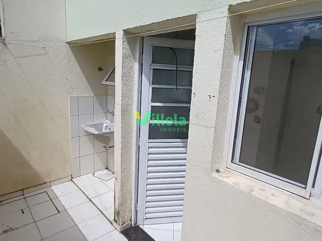 Casa 2 quartos e 2 banheiros, à venda, no bairro Vila Ursulina em Itaquaquecetuba