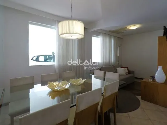 Casa com 366m² 4 quartos e 4 banheiros, à venda, no bairro Vila Cloris em Belo Horizonte