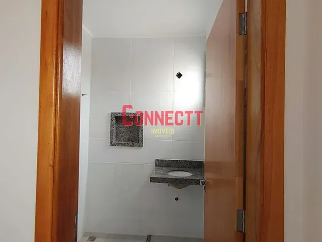 Casa com 160m² 2 quartos e 2 banheiros, à venda, no bairro Parque das Oliveiras em Ribeirão Preto
