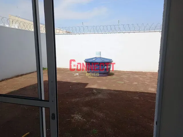Casa com 160m² 2 quartos e 2 banheiros, à venda, no bairro Parque das Oliveiras em Ribeirão Preto