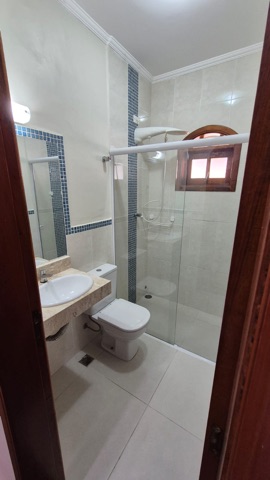 Casa com 54998m² 3 quartos e 3 banheiros, à venda, no bairro Maitinga em Bertioga