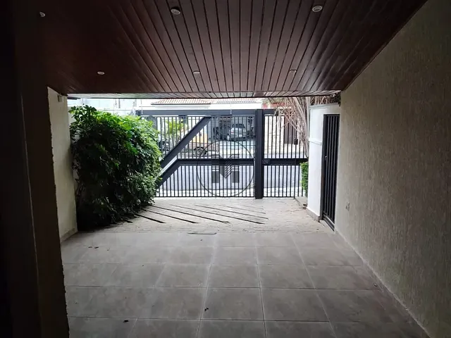 Casa 5 quartos e 1 banheiro, à venda, no bairro Vila São Geraldo em Taubaté