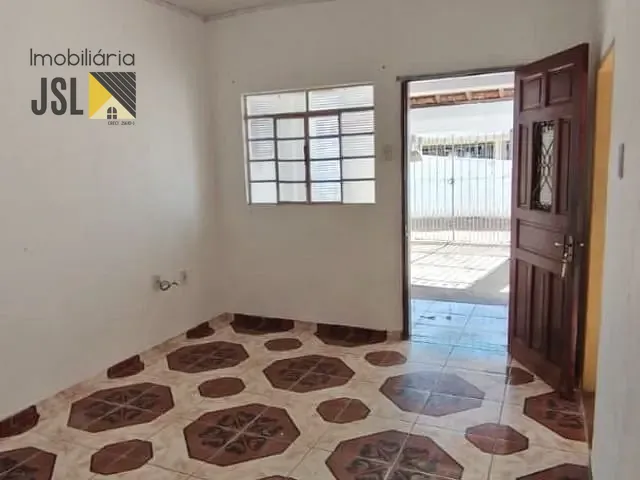 Casa com 271m² 2 quartos e 2 banheiros, para alugar, no bairro Jardim São José em Caçapava