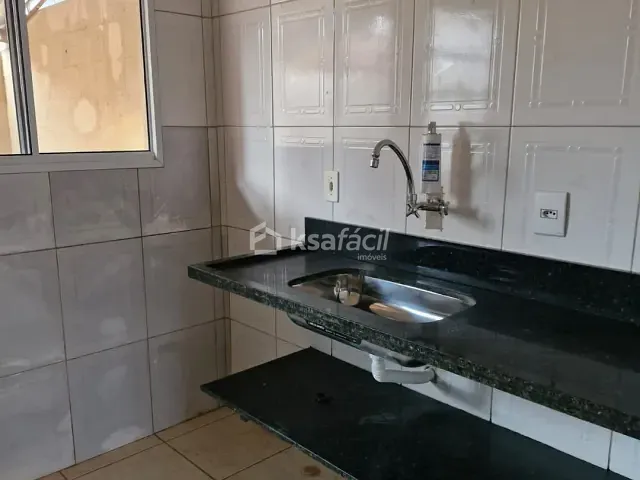 Casa com 41m² 2 quartos e 1 banheiro, para alugar, no bairro Jardim Parati em Campo Grande