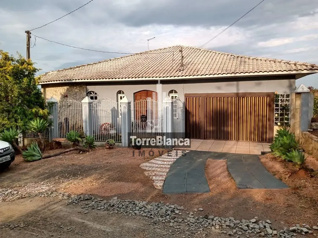 Casa, 3 quartos, 230 m² - Foto 1