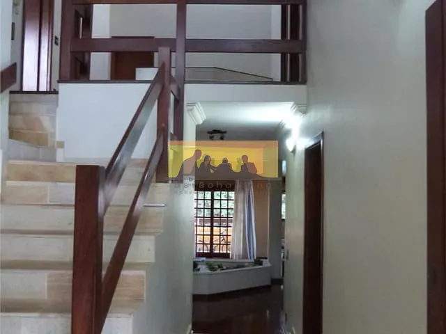 Casa com 490m² 4 quartos e 6 banheiros, à venda, no bairro Parque das Universidades em Campinas
