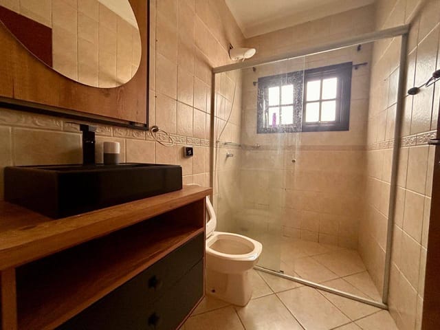 Casa 3 quartos e 3 banheiros, para alugar, no bairro Maitinga em Bertioga