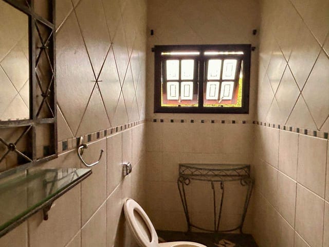 Casa 3 quartos e 3 banheiros, para alugar, no bairro Maitinga em Bertioga