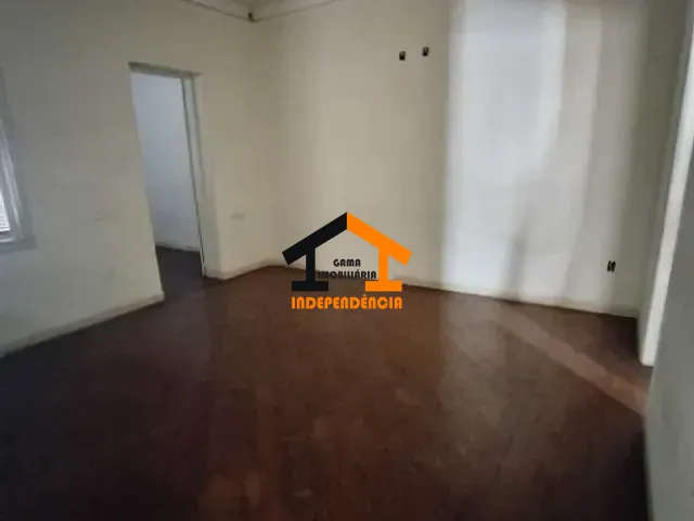 Casa com 149m² 4 quartos e 2 banheiros, para alugar, no bairro Centro em Itatiba