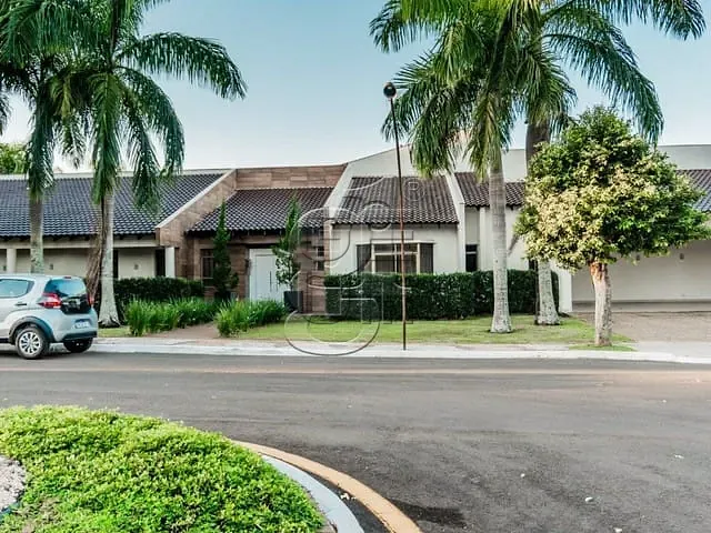 Casa com 1200m² 5 quartos e 7 banheiros, à venda, no bairro Jardim São Jorge em Londrina