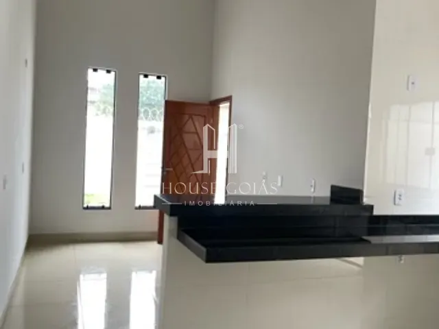 Casa com 180m² 2 quartos e 2 banheiros, à venda, no bairro Residencial Alvaluz em Aparecida de Goiânia