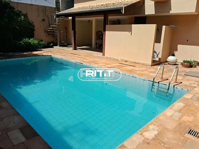 Casa com 550m² 5 quartos e 2 banheiros, à venda, no bairro Nova Campinas em Campinas