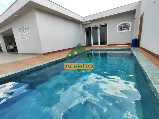 Casa com 500m² 3 quartos e 3 banheiros, à venda, no bairro Icaray em Araçatuba