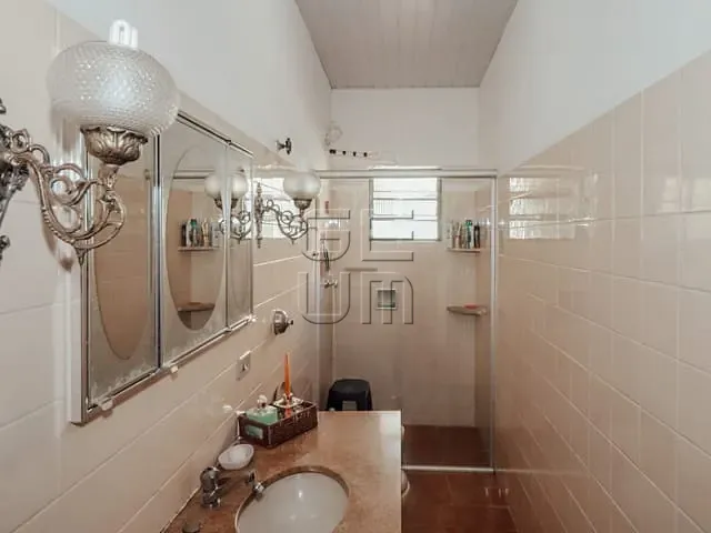 Casa com 594m², à venda, no bairro Jardim Country Club em Londrina