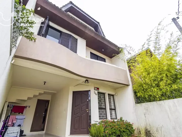 Casa 3 quartos e 3 banheiros, à venda, no bairro São Francisco em Curitiba