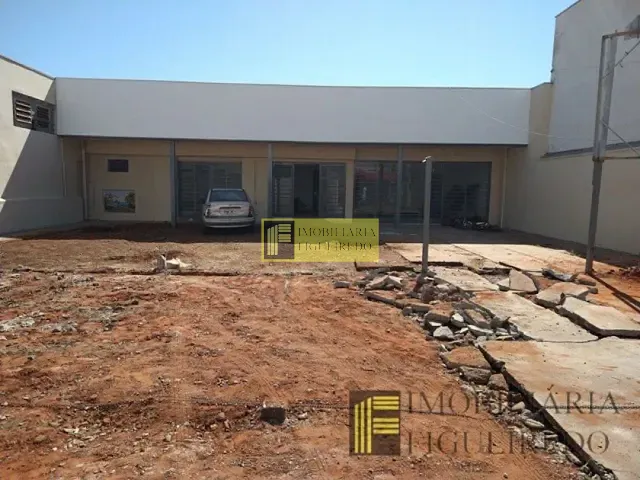 Casa à venda, no bairro Jardim Alto Alegre em São José do Rio Preto