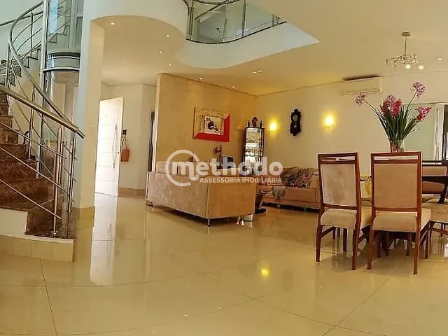 Casa com 450m² 4 quartos e 5 banheiros, à venda, no bairro Swiss Park em Campinas