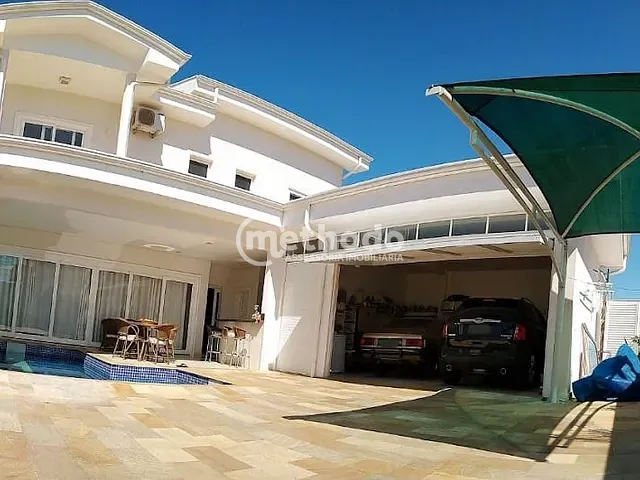 Casa com 450m² 4 quartos e 5 banheiros, à venda, no bairro Swiss Park em Campinas