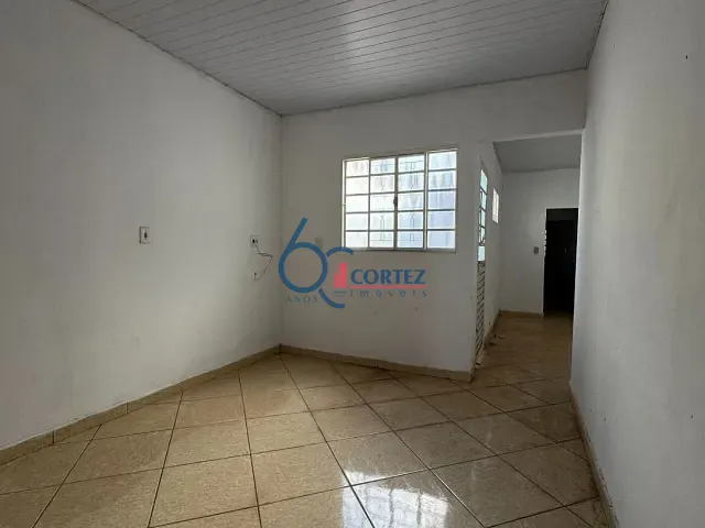 Casa com 129m² 2 quartos e 1 banheiro, à venda, no bairro Centro em Rio Claro