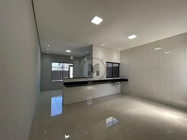 Casa 2 quartos e 2 banheiros, à venda, no bairro Jardim Continental III em Taubaté