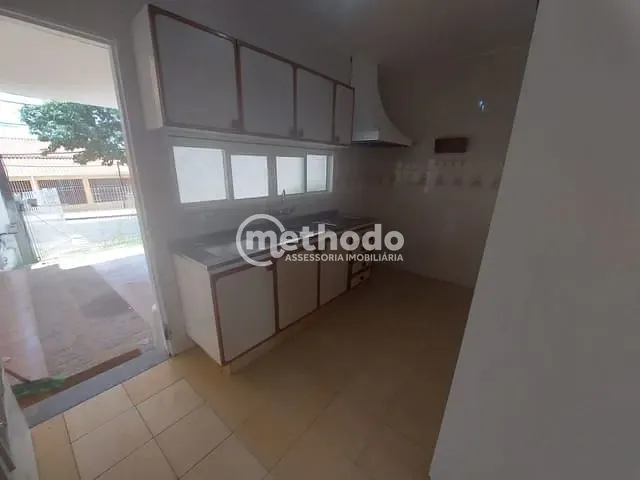 Casa com 300m² 3 quartos e 4 banheiros, à venda ou para alugar, no bairro Chácara da Barra em Campinas