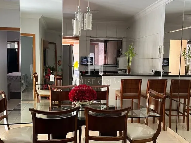 Casa com 180m² 3 quartos e 1 banheiro, à venda, no bairro Moinho dos Ventos em Goiânia