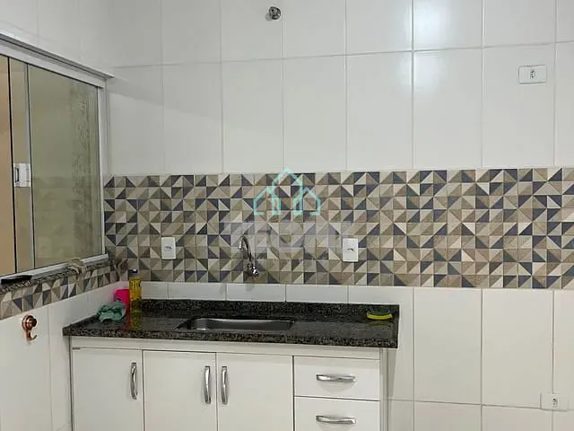 Casa 2 quartos e 1 banheiro, à venda, no bairro Jardim Continental II em Taubaté