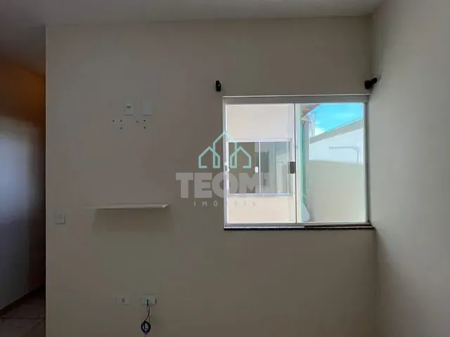 Casa 2 quartos e 1 banheiro, à venda, no bairro Jardim Continental II em Taubaté