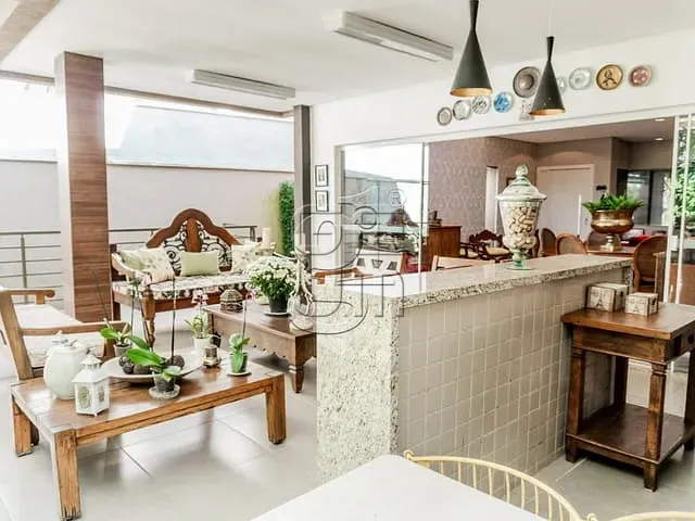 Casa com 392m² 4 quartos e 4 banheiros, à venda, no bairro Vivendas do Arvoredo em Londrina