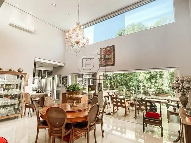 Casa com 392m² 4 quartos e 4 banheiros, à venda, no bairro Vivendas do Arvoredo em Londrina