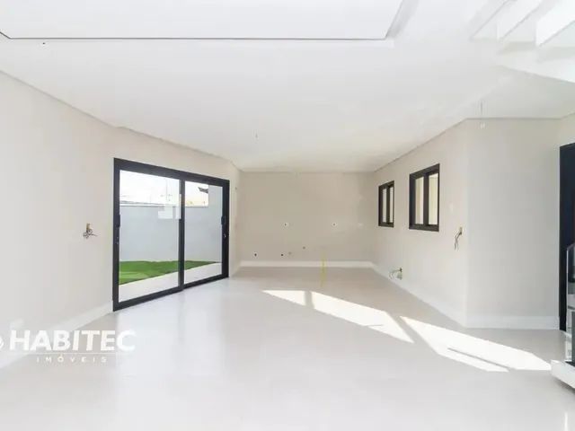 Casa com 289m² 4 quartos e 3 banheiros, à venda, no bairro Uberaba em Curitiba