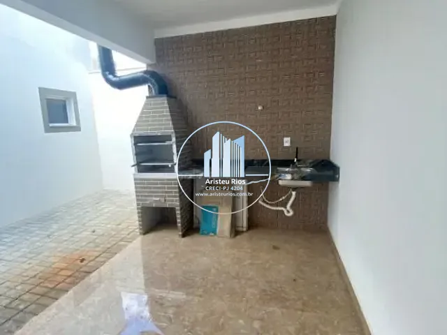 Casa com 216m² 3 quartos e 2 banheiros, à venda, no bairro Pouso Alegre em Pouso Alegre