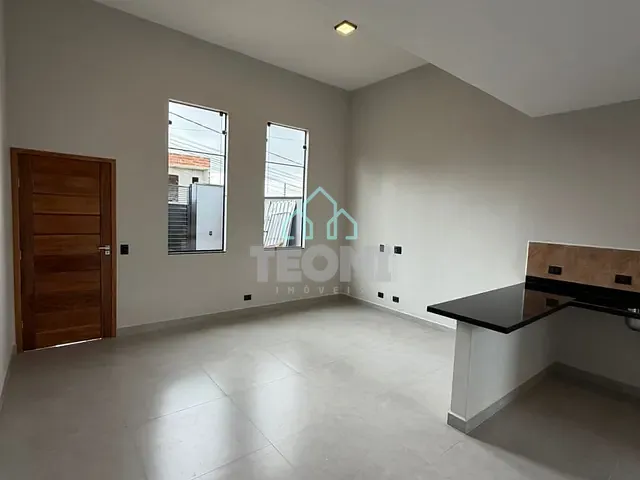 Casa com 125m² 2 quartos e 2 banheiros, à venda, no bairro Jardim Continental em Taubaté