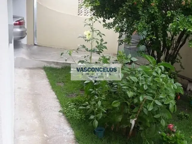 Casa com 300m² 2 quartos e 3 banheiros, à venda, no bairro Jardim América em São José dos Campos