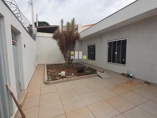 Casa com 300m² 3 quartos e 4 banheiros, à venda, no bairro Jardim Santa Rosa em Nova Odessa