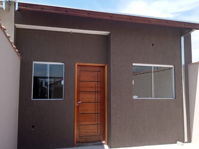 Casa com 125m² 3 quartos e 2 banheiros, à venda, no bairro Residencial e Comercial Portal dos Eucaliptos em Pindamonhangaba