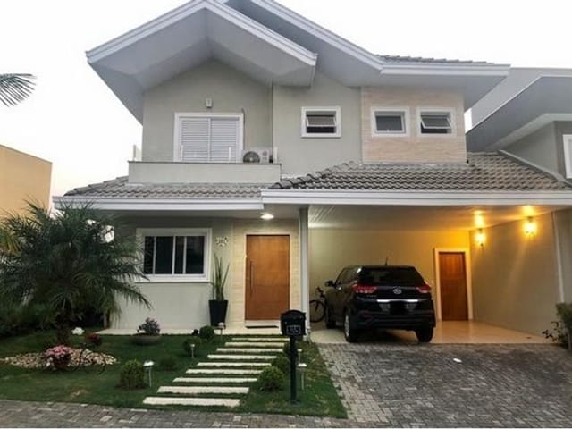 Casa com 270m² 4 quartos e 5 banheiros, à venda, no bairro Urbanova em São José dos Campos