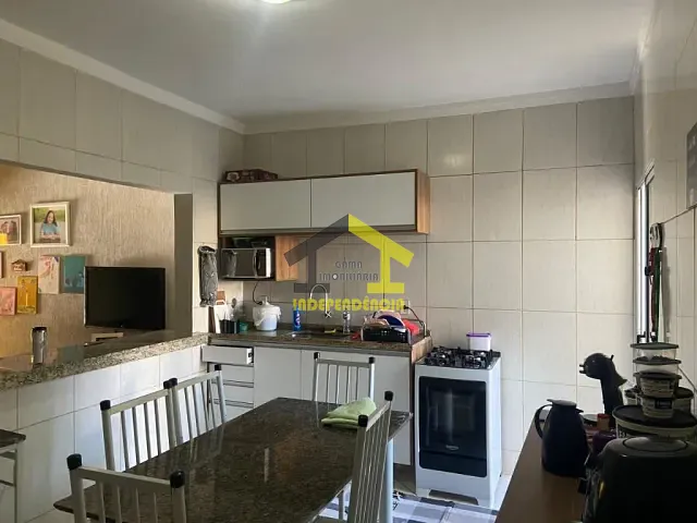 Casa com 125m² 3 quartos e 2 banheiros, à venda, no bairro Loteamento Fernando Momentel em Itatiba