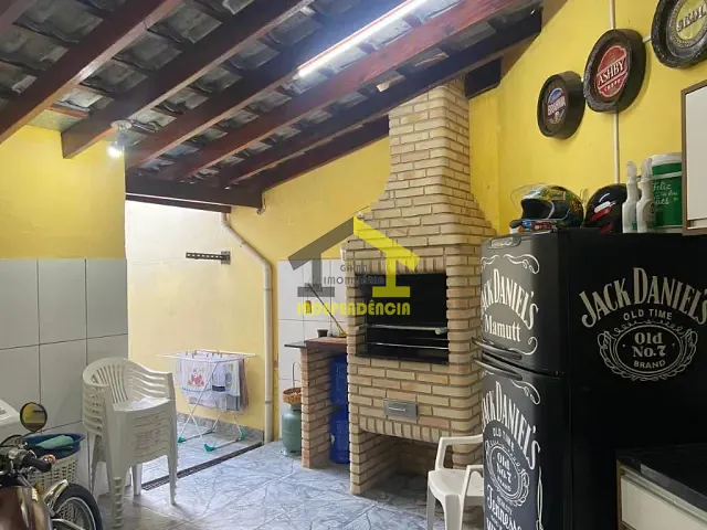 Casa com 125m² 3 quartos e 2 banheiros, à venda, no bairro Loteamento Fernando Momentel em Itatiba