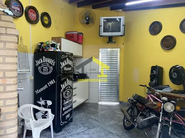 Casa com 125m² 3 quartos e 2 banheiros, à venda, no bairro Loteamento Fernando Momentel em Itatiba
