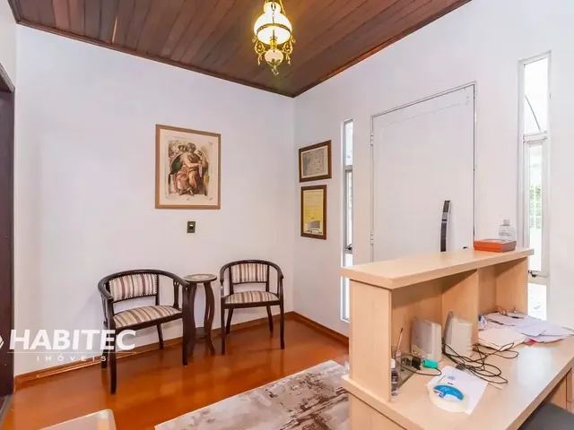 Casa 3 quartos e 4 banheiros, à venda, no bairro Hauer em Curitiba