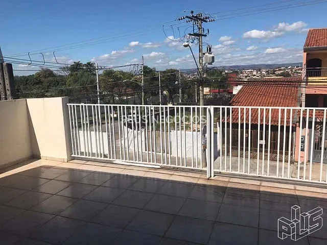 Casa com 255m² 3 quartos e 2 banheiros, à venda, no bairro Jardim São Lourenzo em Sorocaba